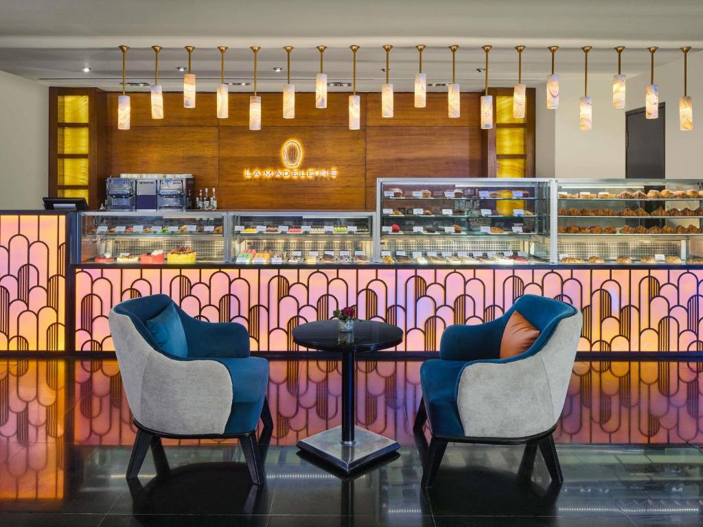 Posezení v ubytování Sofitel Cairo Nile El Gezirah