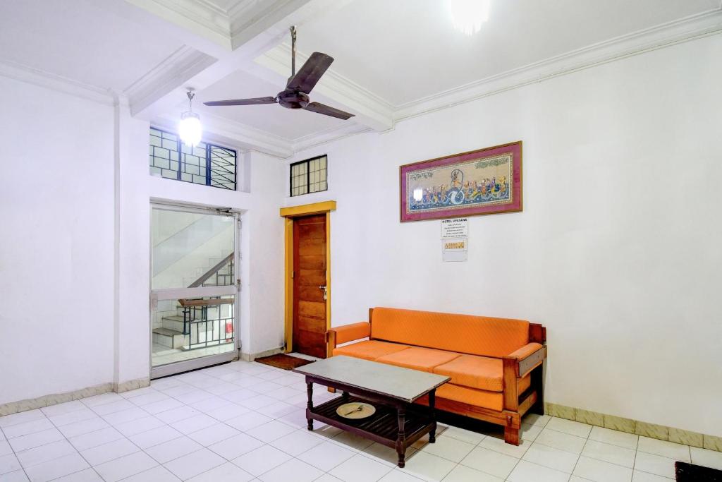 Posezení v ubytování HOTEL O Upasana