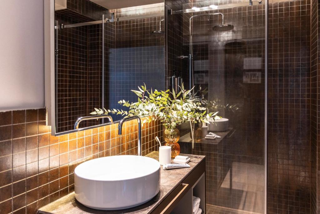 The Y Hotel - Resim 14