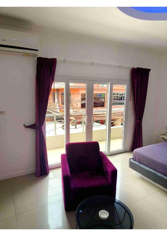 Titanic Residence-7 minute walk to the Beach - Resim 31