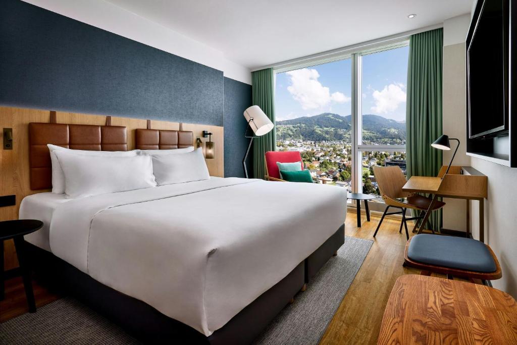 Four Points by Sheraton Panoramahaus Dornbirn - Chambre Double Affaires Queen