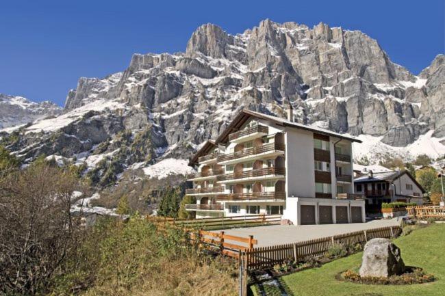 Nespecifikovaný výhled na hory nebo výhled na hory při pohledu z apartmánu
