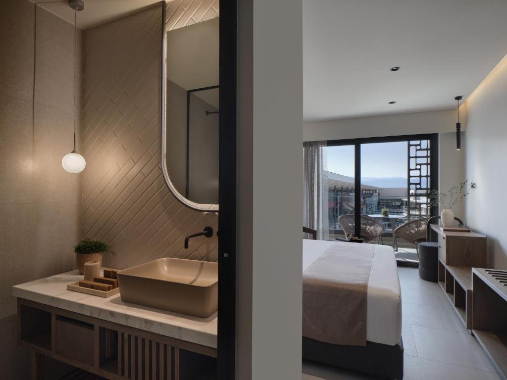 
Classic Room with Side Sea View
