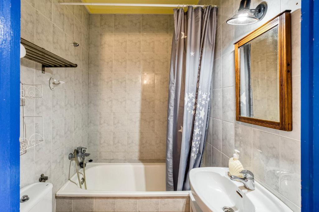 Kúpeľňa v ubytovaní Casa en urb Cala Montgó
