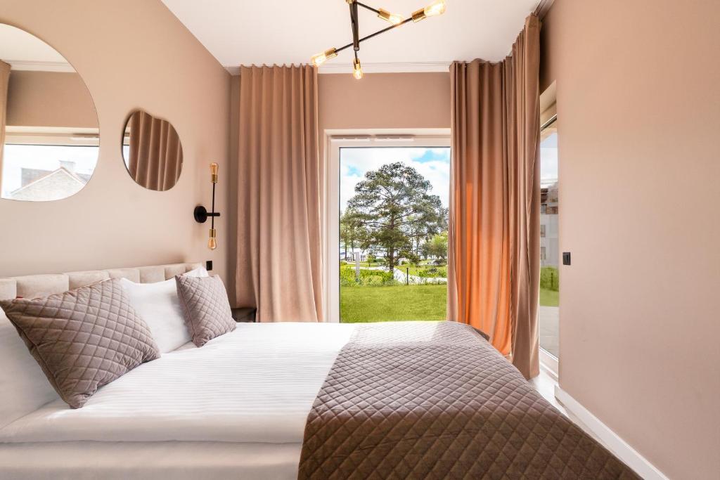 Nautica Resort - Apartamento De Dos Dormitorios Con Vistas Al Lago