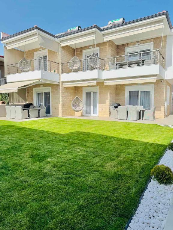 Exotic Apartments Nikiti