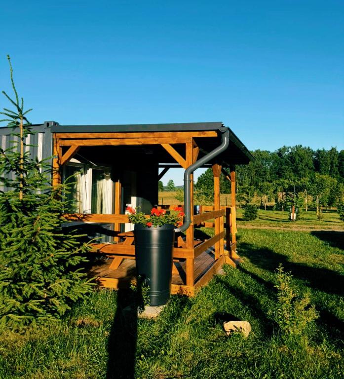 Vonkajšia záhrada v ubytovaní Camper Park Radków