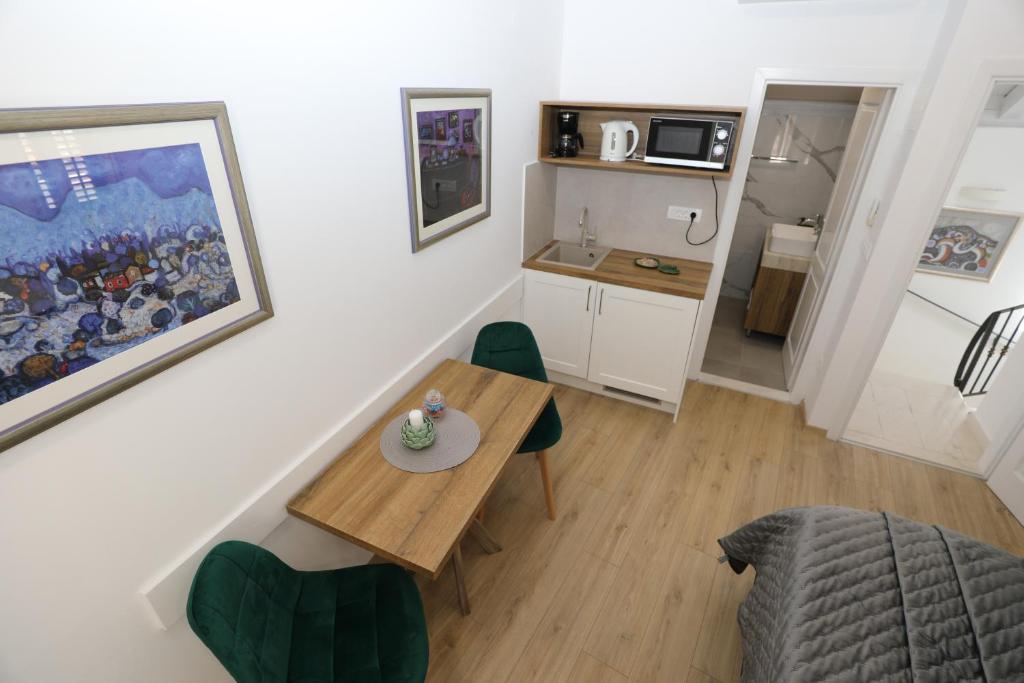 Solis Rooms Old Town - 4