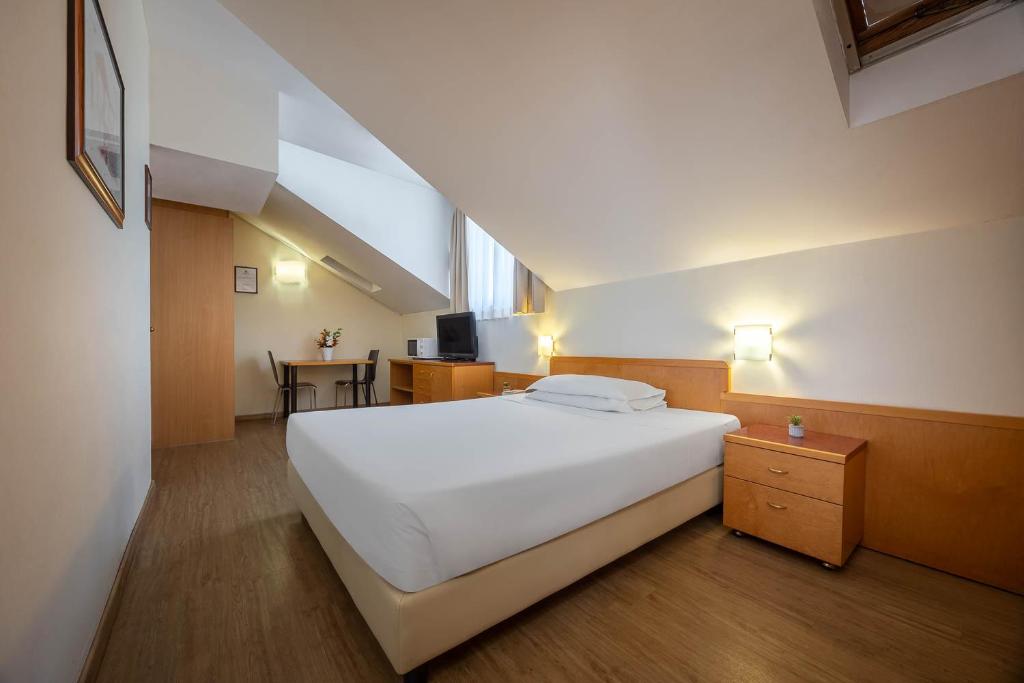 iH Hotels Milano ApartHotel Argonne Park - Resim 7