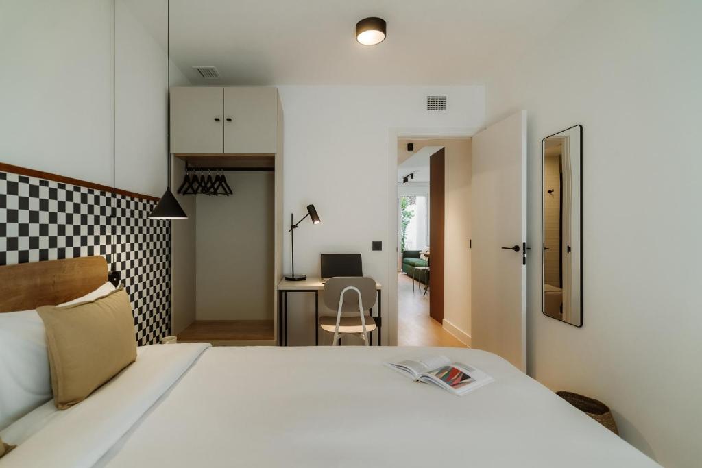 Via Monte Apartments by Olala Homes - 9