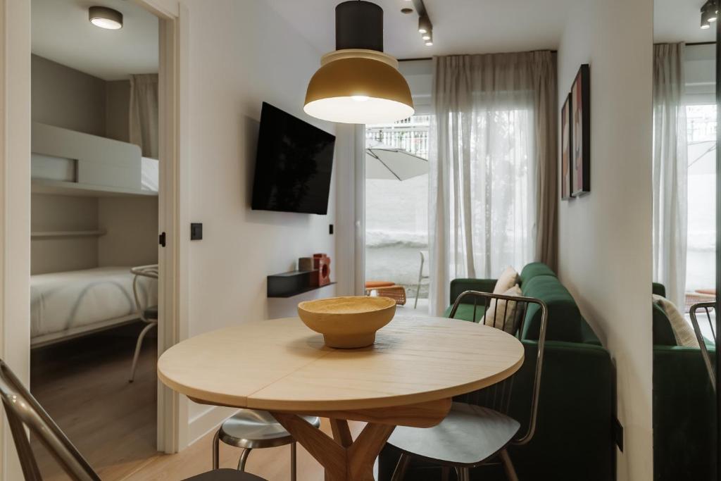 Via Monte Apartments by Olala Homes - 13