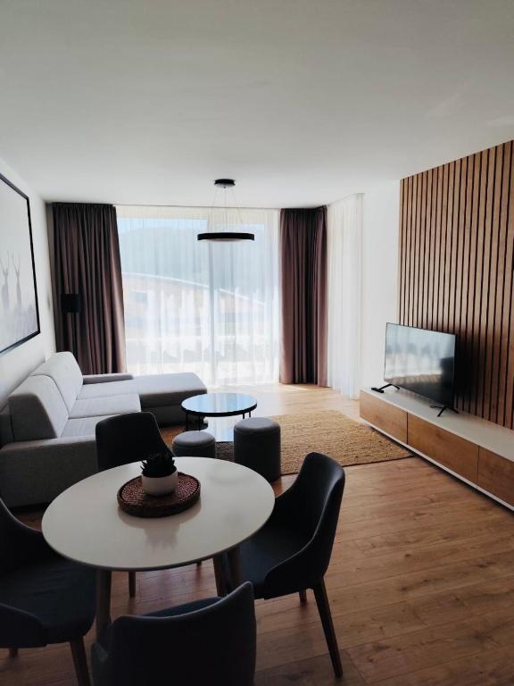 Posezení v ubytování Evergreen Tále Apartments