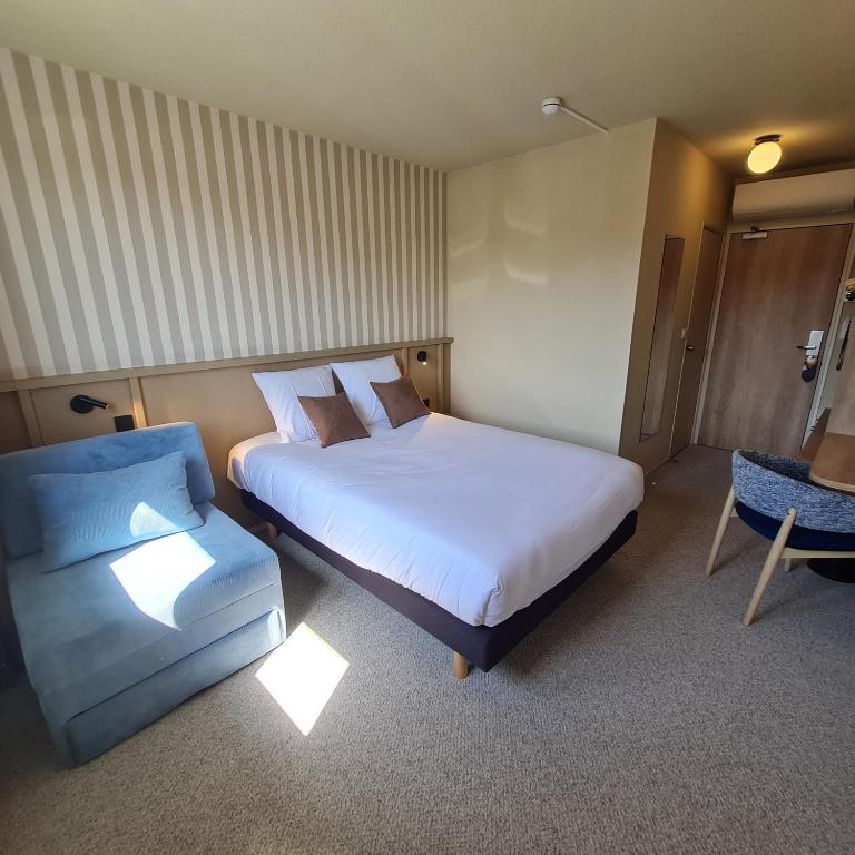 Brit Hotel Confort Alençon - Habitación Triple