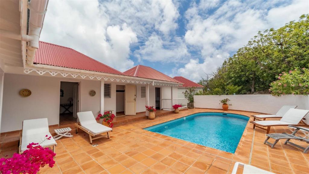 Elegant West Indies Retreat with Stunning Views