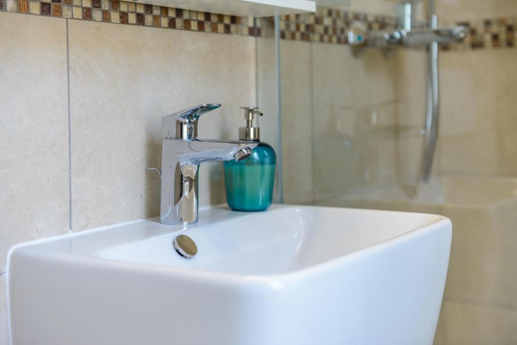 Stradun View En Suite Rooms & Studio - 7