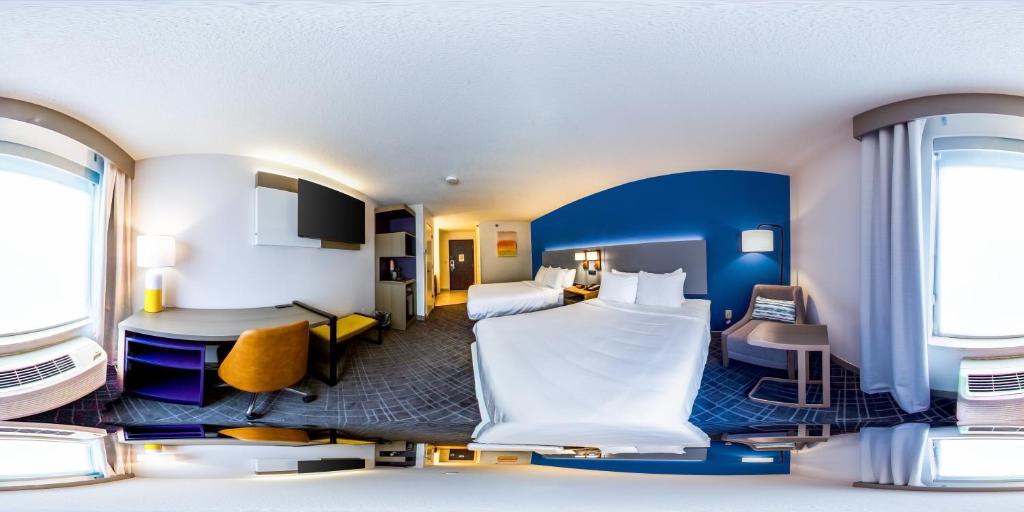 Comfort Inn & Suites O'Fallon - St Louis Area - Quadruple Room With Two Queen Beds - Non Smoking