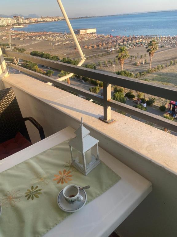 Balkón nebo terasa v ubytování Albi Apartmet beachfront in Shengjin