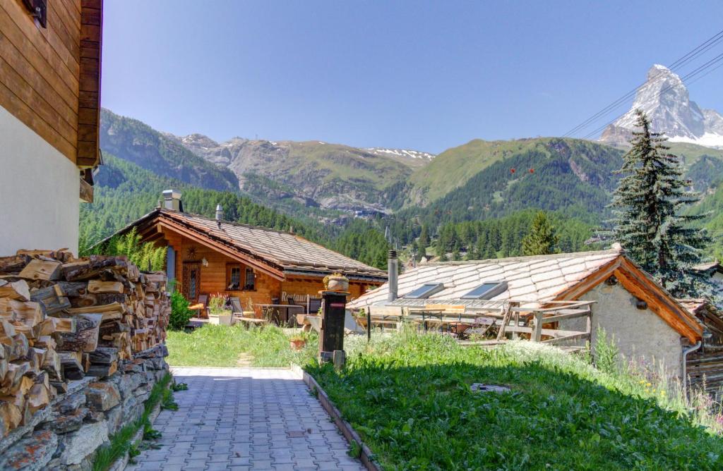 Nespecifikovaný výhled na hory nebo výhled na hory při pohledu z apartmánu
