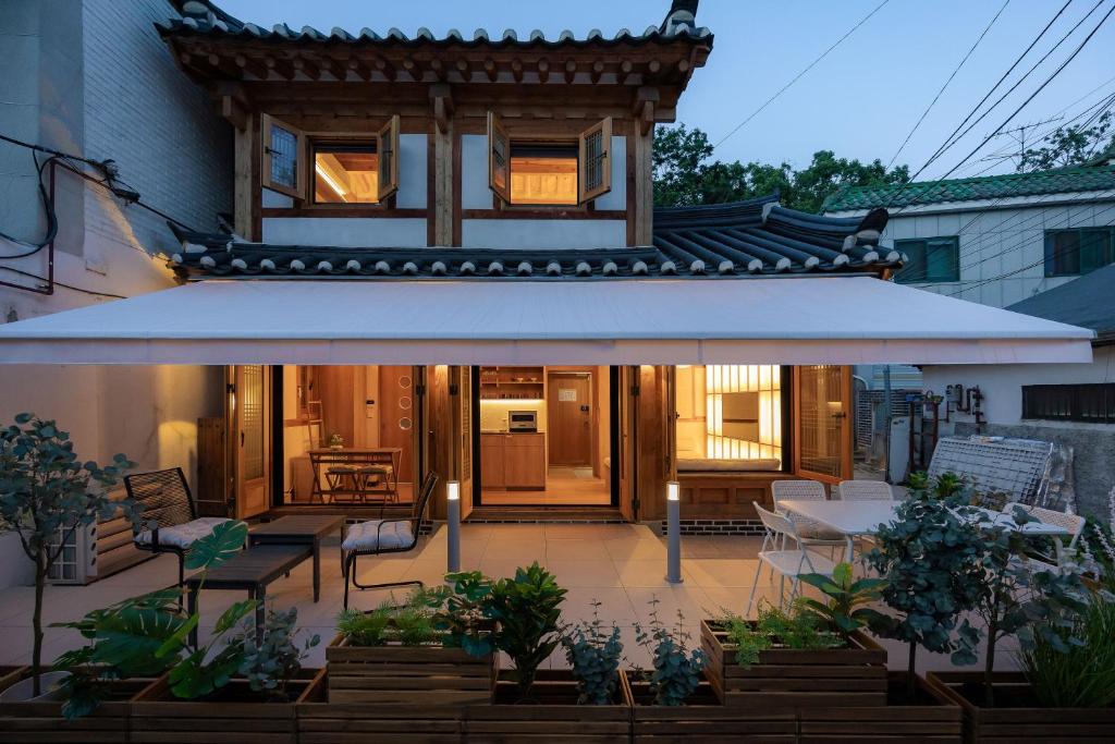 Здание виллы