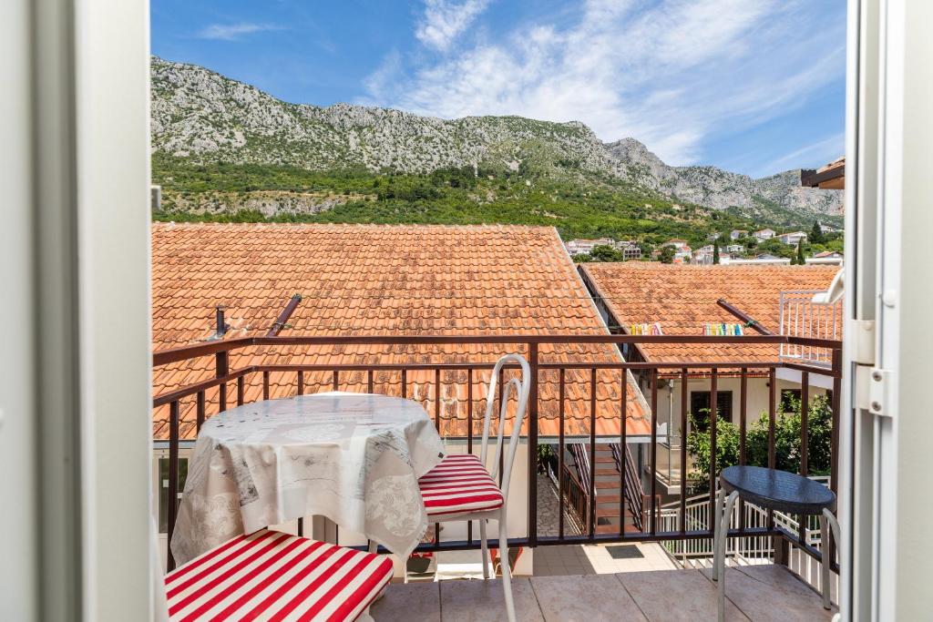 Nespecifikovaný výhled na hory nebo výhled na hory při pohledu z apartmánu
