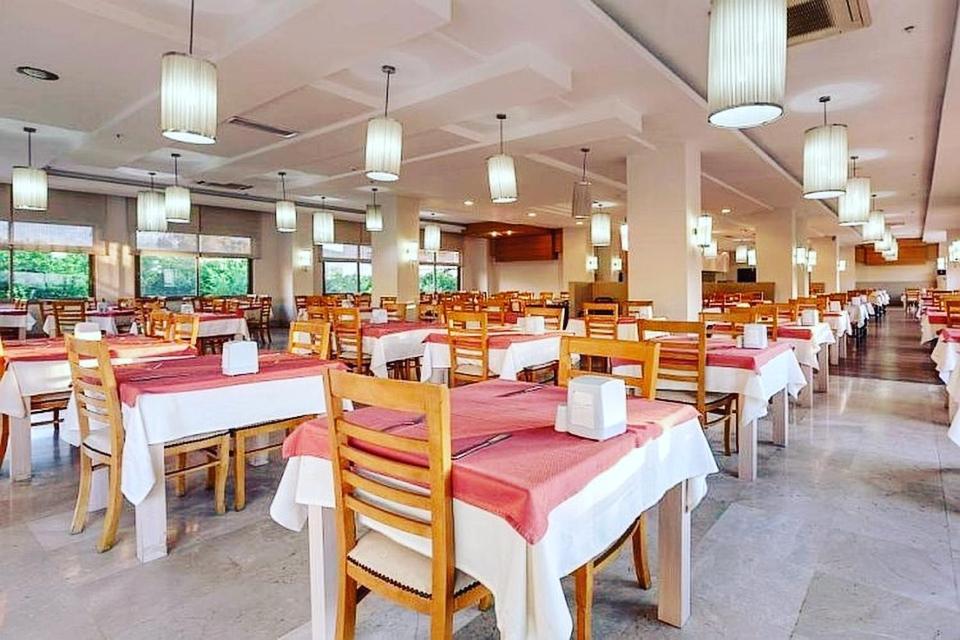 Restaurace v ubytování Magic Sun Hotel