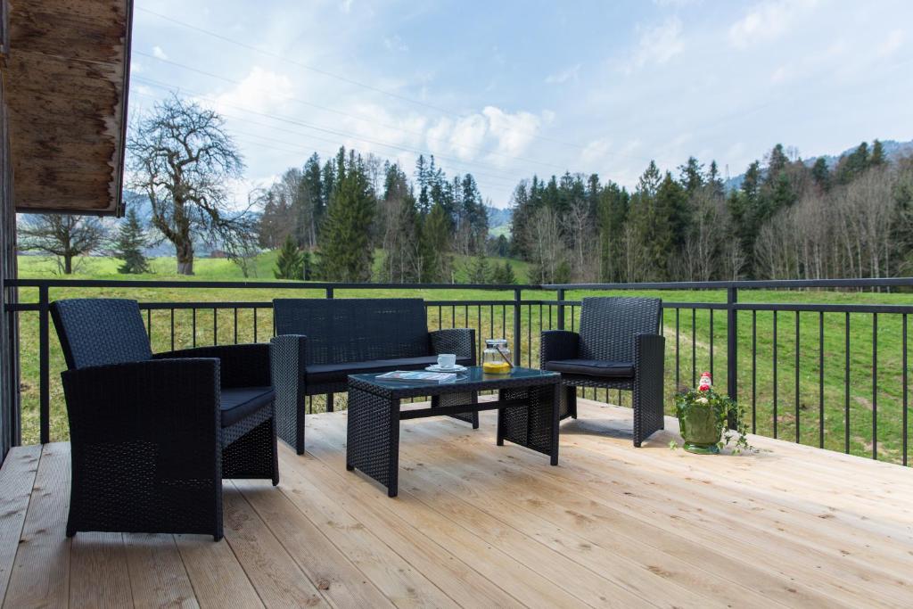 Balkón nebo terasa v ubytování Ferienloft Waldblick