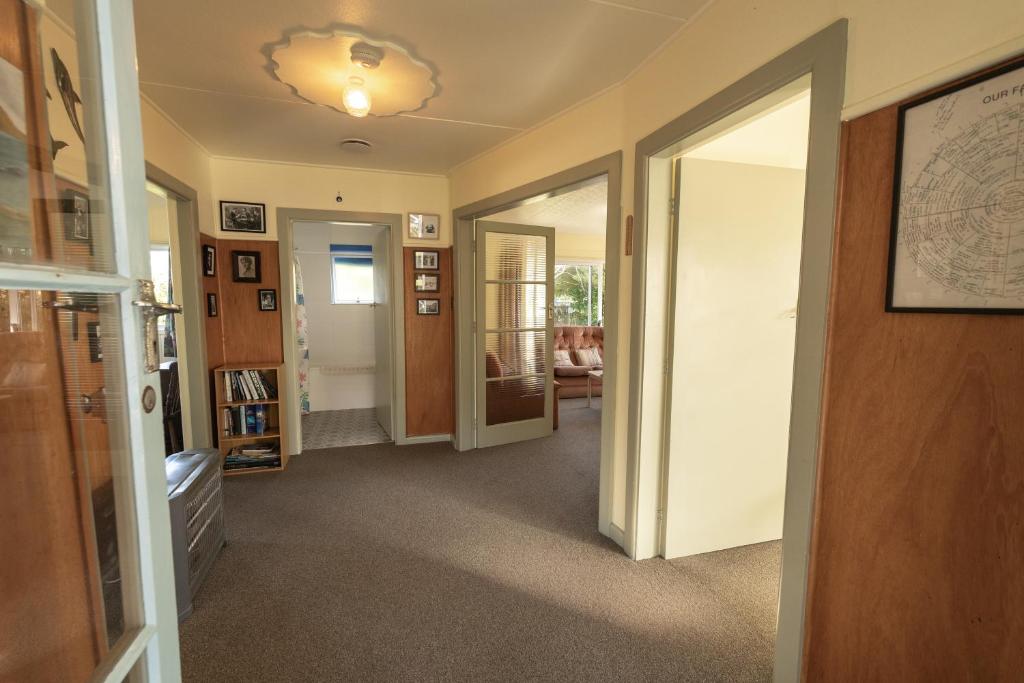 Classic Kiwi Bach Southbay - Resim 9