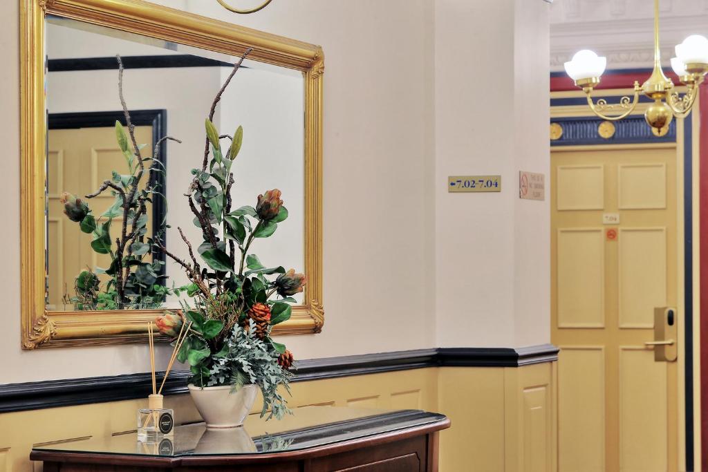 Royal Albert Hotel - Resim 8