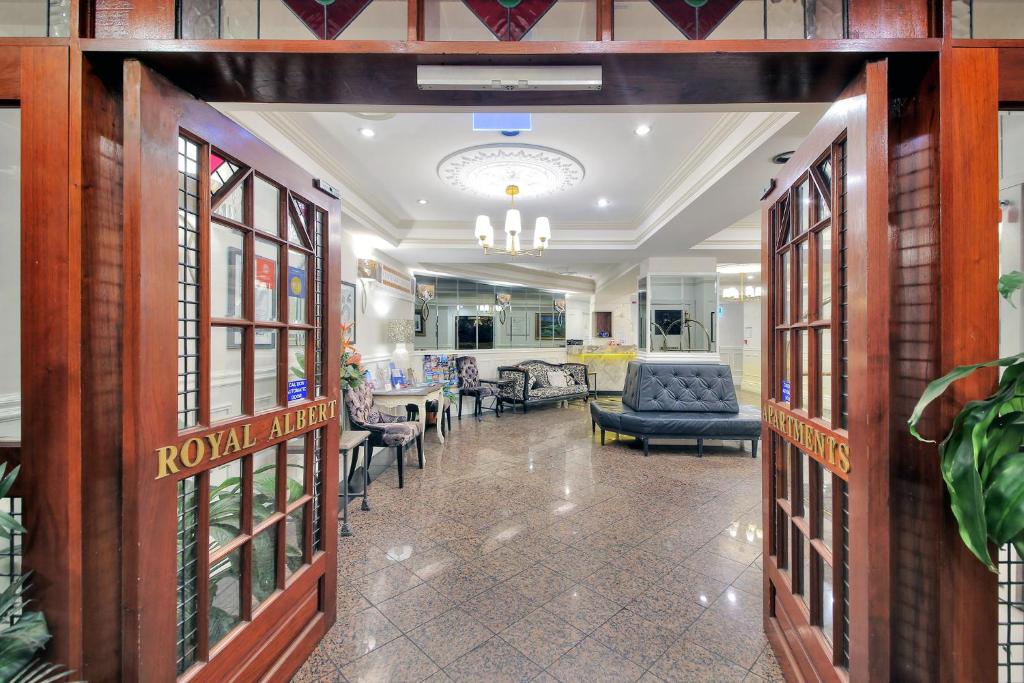 Royal Albert Hotel - Resim 4