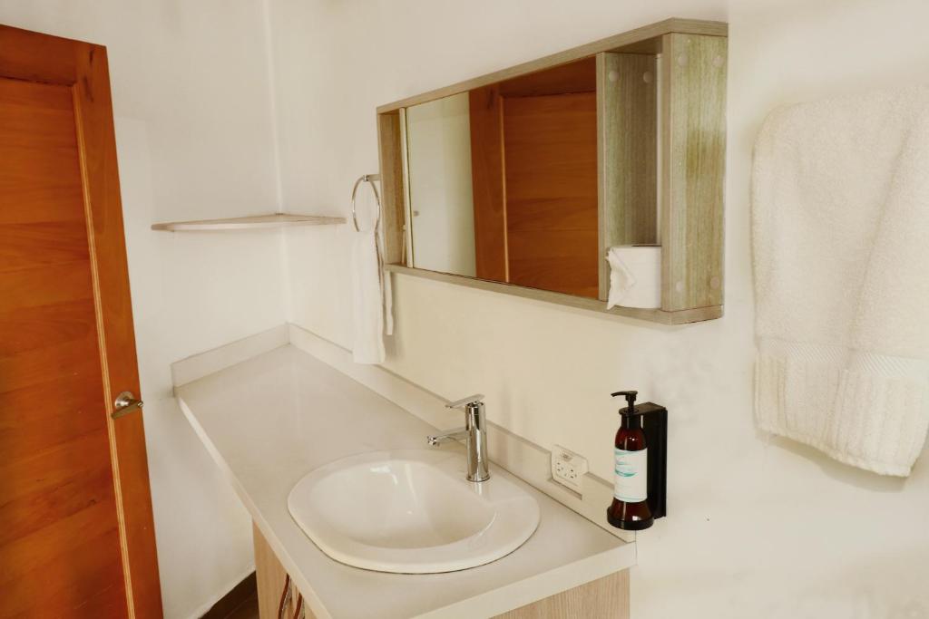 Koupelna v ubytování Hotel Portobelo Guatape