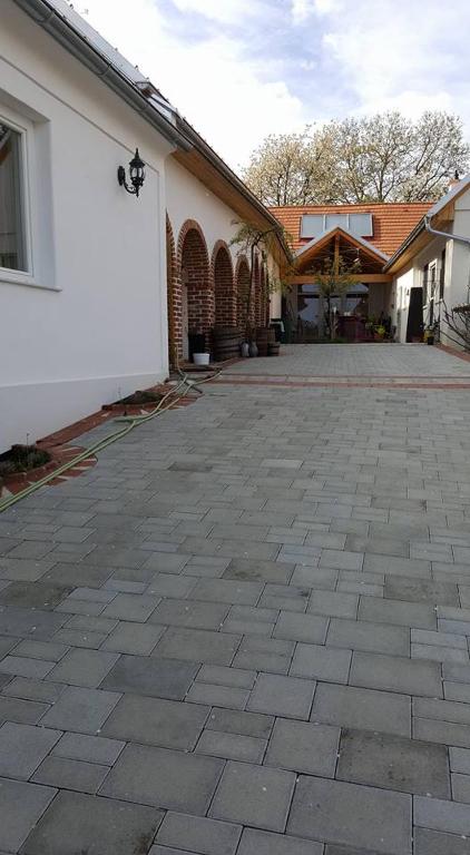 Kép Blauregenhof szállásáról Ókörtvélyesen a galériában