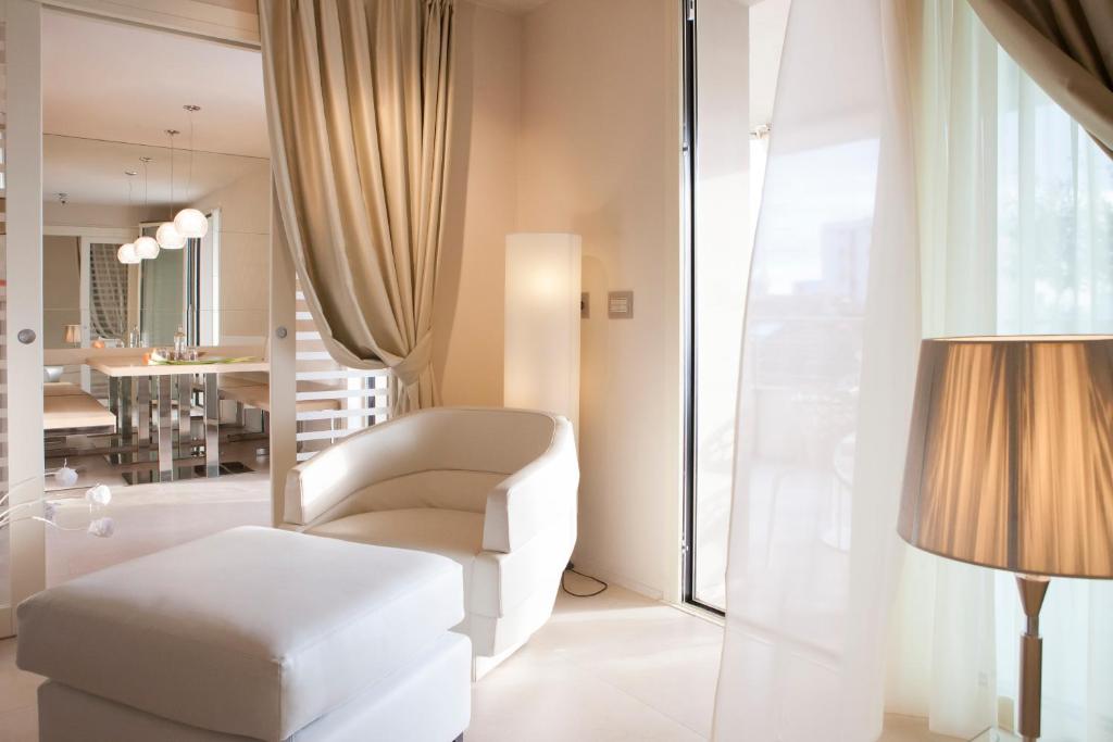 Кровать или кровати в номере Suite & Spa Mirabel