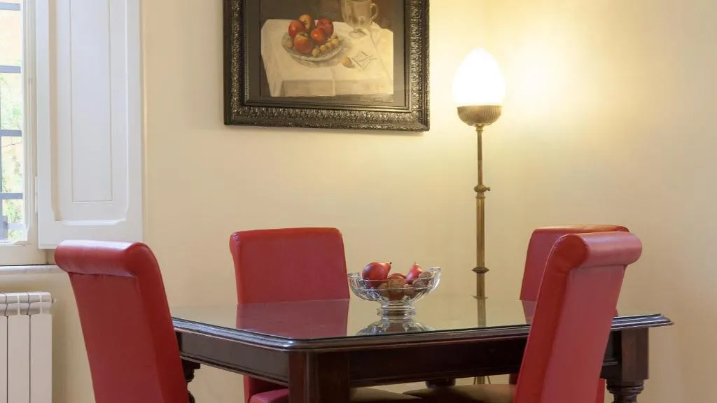 Portico Ottavia Garden Apartment, Roma, Italia