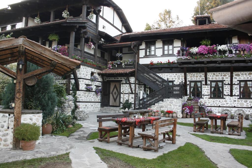 Zahrada ubytování Family hotel Makedonska Kruchma