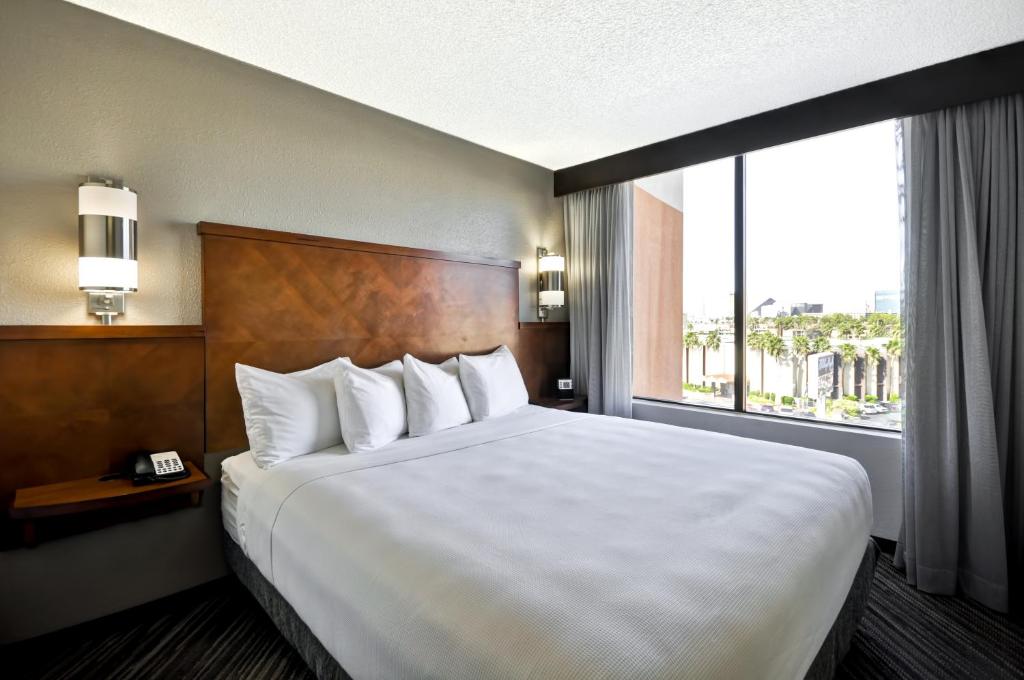 Hyatt Place Las Vegas - 