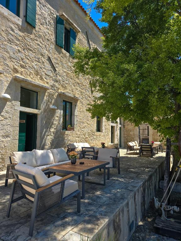 Posezení v ubytování Heritage Hotel Maskovica Han