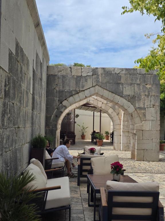 Posezení v ubytování Heritage Hotel Maskovica Han
