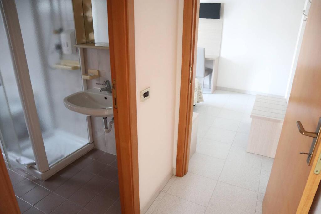 Koupelna v ubytování Hotel Astor