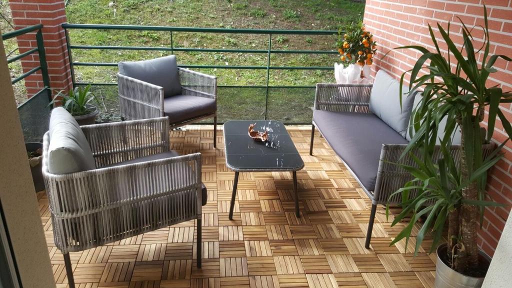 Cite Espace Apartment Toulouse Updated 2022 S - How Can I Make My Condo Patio More Private Cite Espace Apartment Toulouse Updated 2022 S - How Can I Make My Condo Patio More Private