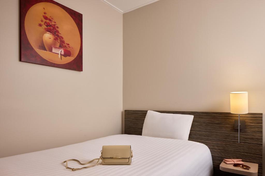 Timhotel Odessa Montparnasse - Resim 25