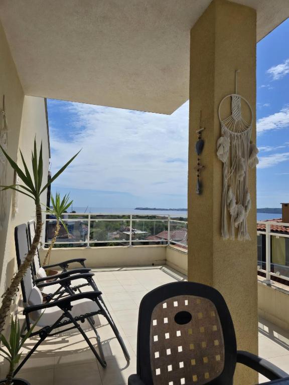 Balkón nebo terasa v ubytování Апартамент "Paradise" Червенка