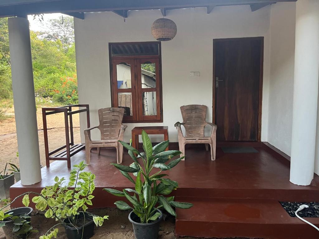 Balkón nebo terasa v ubytování Ocean Vibe Srilanka