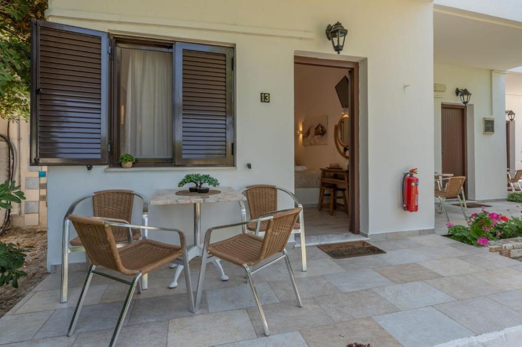 Część wypoczynkowa w obiekcie SKYROS AVRA Residences