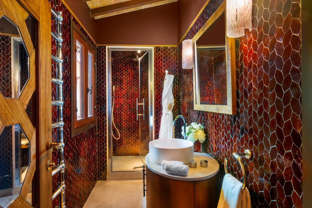 The James Suite Hotel Firenze 1564 - Small Luxury Hotels of the World - Resim 44