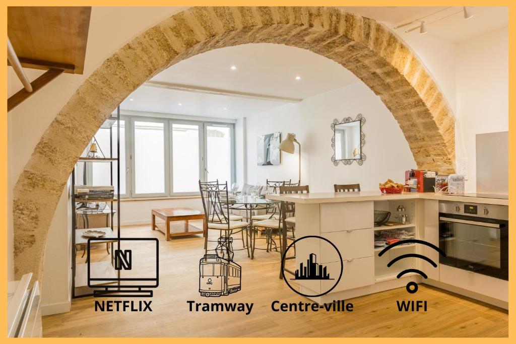 ALMA F2 hypercentre 1min cathédrale saint Pierre 3 min Tram Charme ancien & confort moderne Netflix