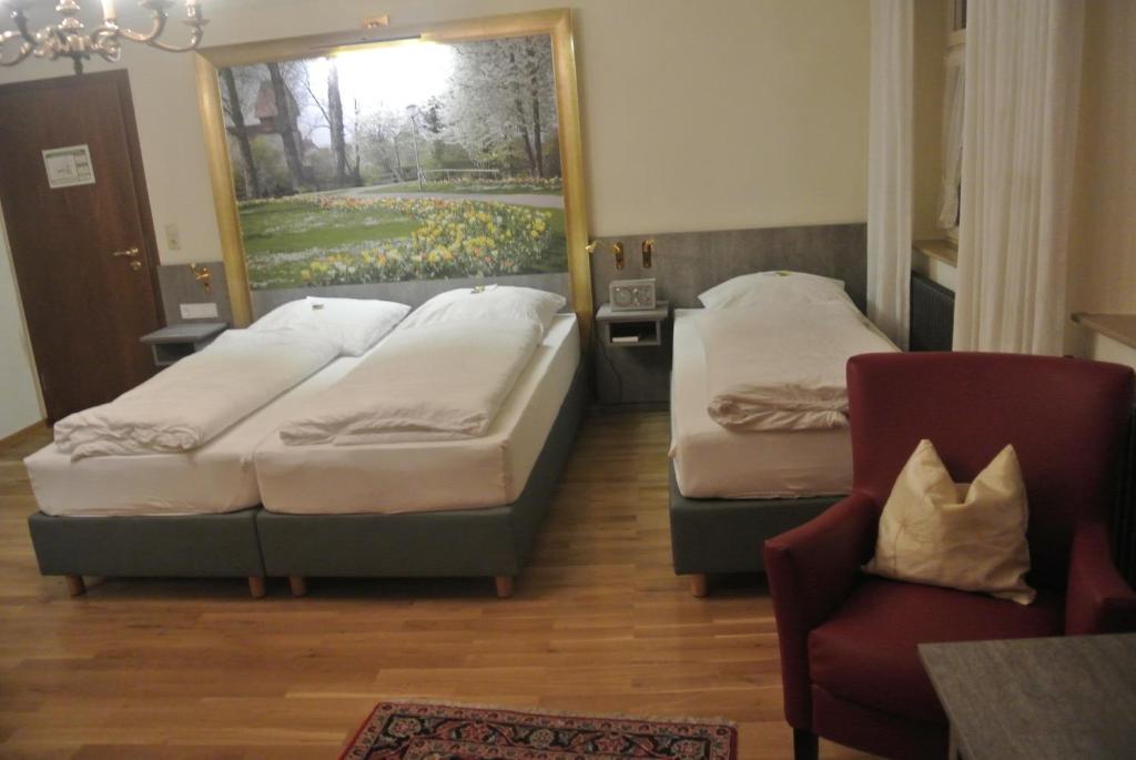 Hotel-Restaurant Goldenes Lamm - 14