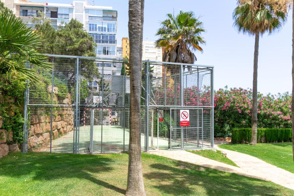 Tenis alebo squash v ubytovaní Mi Capricho Playa Marbella alebo jeho okolí