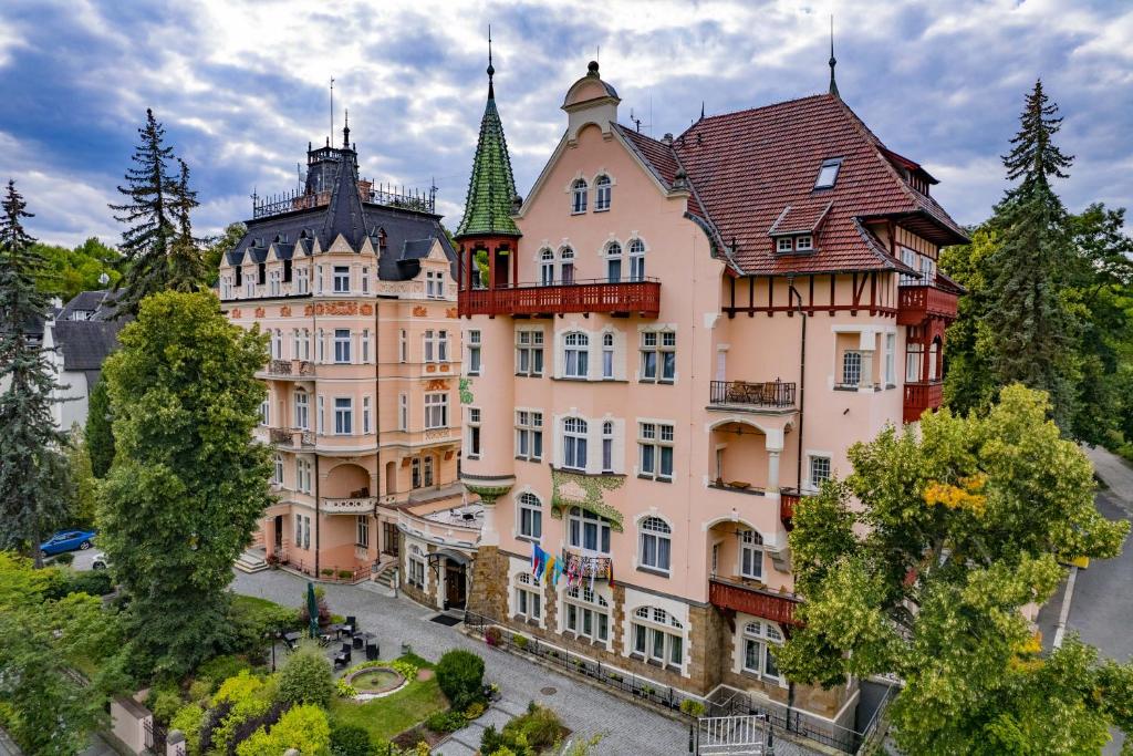 Budova, kde se hotel nachází