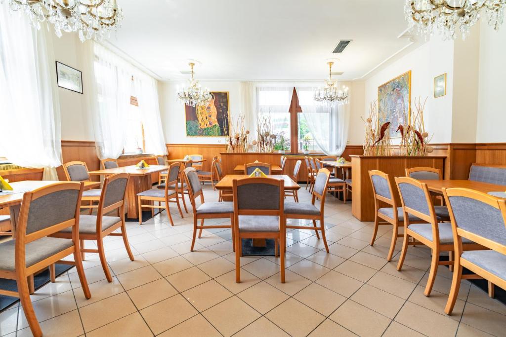 Restaurace v ubytování Hotel Macocha