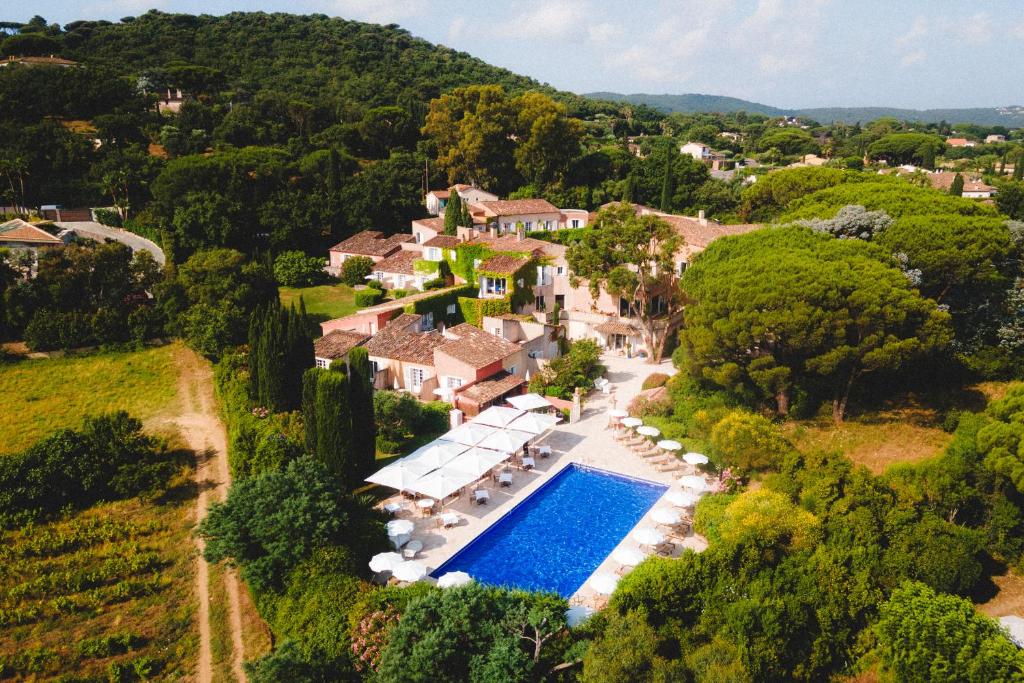 an aerial view of an estate with a swimming pool at Hotel La Mandarine Saint Tropez in Saint-Tropez
